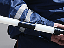 В Красноярске крае 19-летний пьяный водитель устроил погоню и наехал на двух полицейских