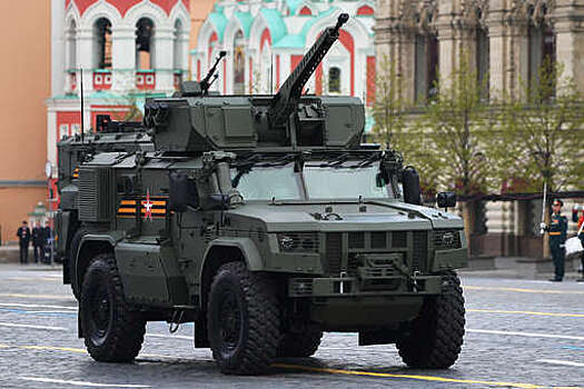 ФСВТС: Россия обсудила с Мьянмой поставки нового оружия, в том числе бронеавтомобилей