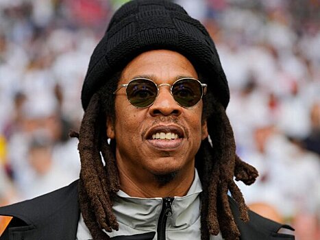 Адвокат Jay-Z требует раскрыть имя женщины, обвинившей его в изнасиловании