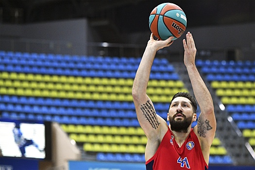 Рекордсмен баскетбольного ЦСКА Никита Курбанов объявил о приостановке карьеры