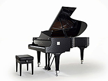 Steinway & Sons и Lalique выпустили «женский» рояль