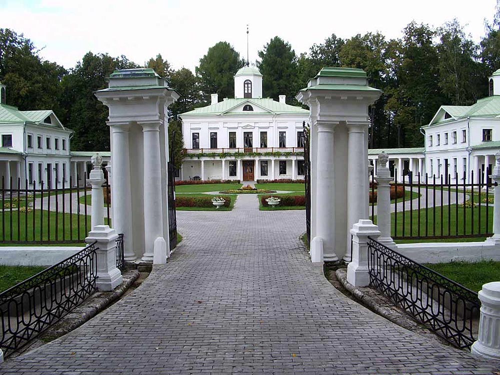 Музей-усадьба Середниково, Московская область, Россия, Европа
