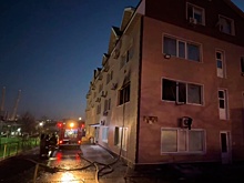 Пожарные спасли 13 человек при возгорании в гостинице во Владивостоке