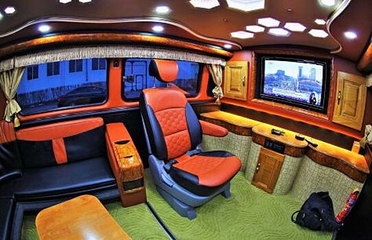 Монгольские тюнеры преобразили УАЗик «буханку»