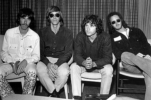 The Doors продали часть прав на музыку группы