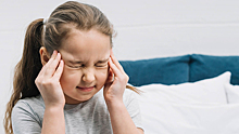 Ночная головная боль у ребенка может быть опасна, говорит невролог