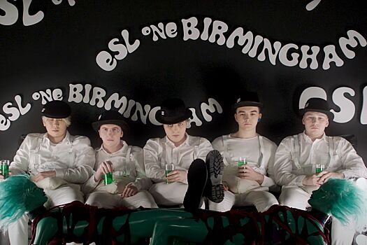 Состав BetBoom Team по Dota 2 снялся в ролике-пародии на «Заводной апельсин»