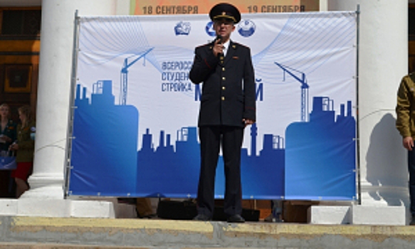 В Челябинской области торжественно вручили паспорта 20-летним студентам строительных отрядов