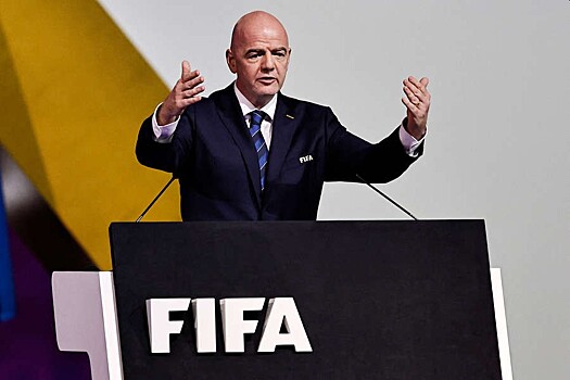 Стало известно об указании показывать главу ФИФА на матчах ЧМ-2022