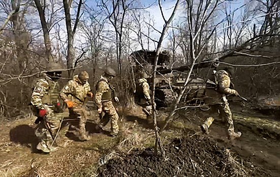 Комбриг Нижевенок: ВС РФ под Суджей захватили австралийское орудие