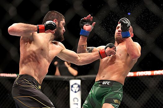 Ислам Махачев — Алекс Волкановски 2 UFC 294, реванш, дата и время поединка, кард UFC 294, расписание UFC 294, трансляция