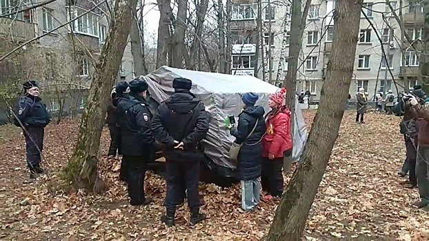 Суд оштрафовал политика С.Митрохина на 150 тыс. руб. за акцию против застройки в Кунцево
