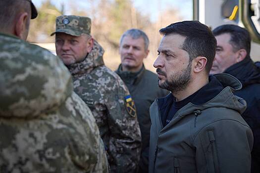 На Украине назвали последствия попыток Зеленского уволить Залужного