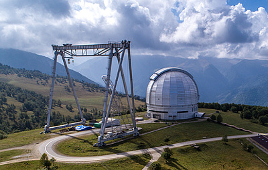 Специалисты в КЧР начали тестировать обновленное зеркало крупнейшего в России телескопа