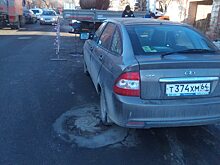 Специалисты КВС не могут заняться ремонтом водопровода на Гоголя из-за машины