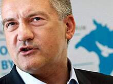 Аксенов призвал воздержаться от поездок через Крымский мост после ЧП