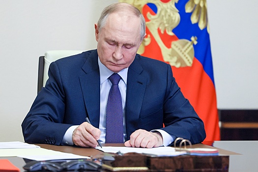 Путин подписал закон об усилении наказания за вовлечение подростков в диверсии