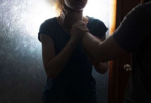 «Мне 13 лет!»: в Омской области девочка чудом спаслась от насильника
