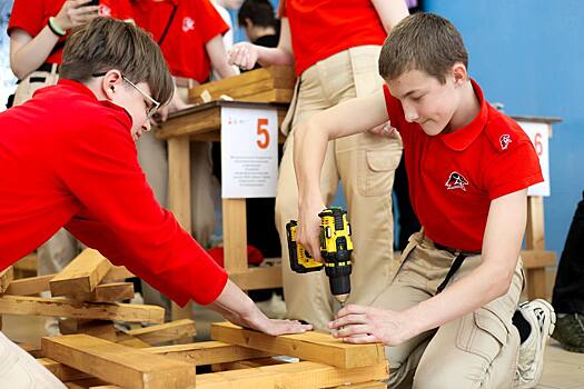 В Курске прошел губернаторский конкурс «Строительство. Дети»