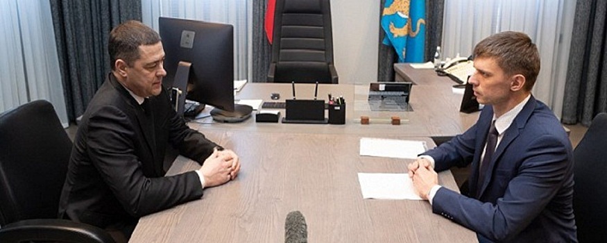 Губернатор Ведерников поставил перед главой Печорского муниципального округа новые задачи