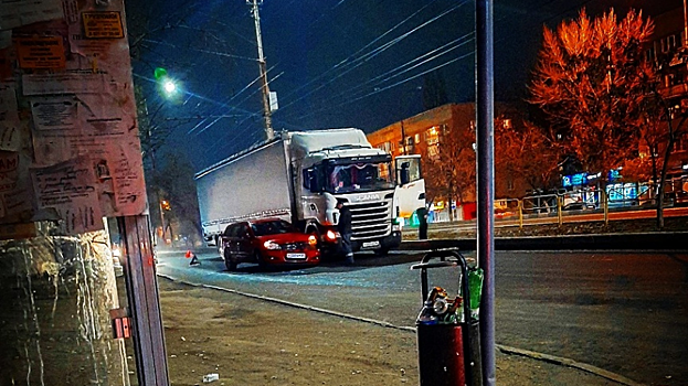 Саратовец заснял аварию «в стиле киноужастиков» на проспекте Строителей