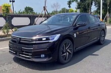 «Другой» новый Volkswagen Passat попался фотошпионам