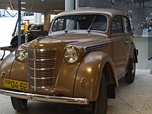 74 года "Москвичу": от прототипа Opel до распада и производства Renault
