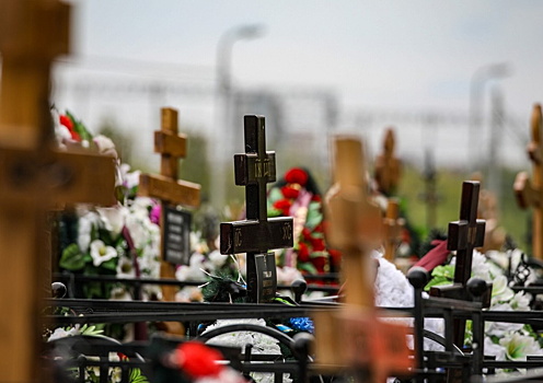 Могилы участников СВО разгромили в Челябинской области