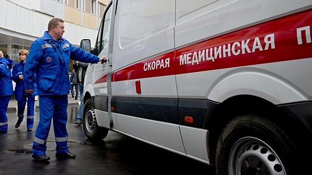В Москве охрана ТЦ избила подростка за разбитую витрину