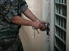 Учительница во время секса расцарапала спину подростку и попала в тюрьму