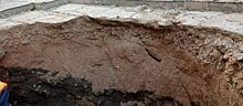 На Павлика Морозова и Судостроительной провалилась плитка, не пережив зимы после ремонта (фото)