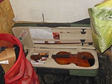 Курские пограничники задержали французов со скрипкой Страдивари