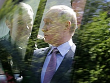 Генерал насмешил Путина, оторвав ручку нового УАЗа