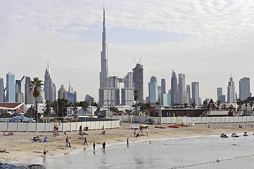 «Кругом окурки, остатки еды». Путешественника шокировали пляжи ОАЭ