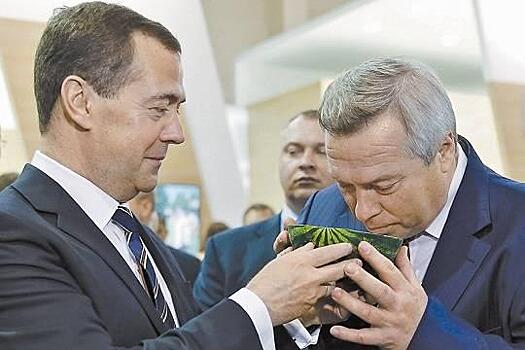 Медведевский отзыв - Близких к Дмитрию Медведеву губернаторов ждёт отставка?