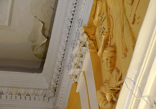 В Курске ремонт Дома Советов завершат к февралю 2022 года