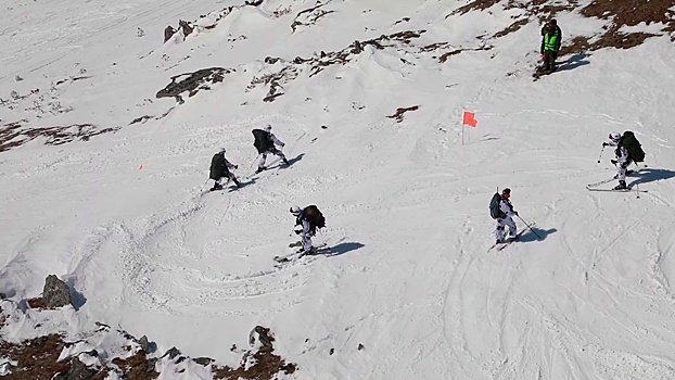 Два дня на лыжах в горах Западного Саяна: завершены все этапы международного конкурса «Саянский марш»