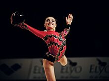 Чемпионат мира — 2003 по художественной гимнастике: россиянка Алина Кабаева и украинка Анна Бессонова боролись за золото