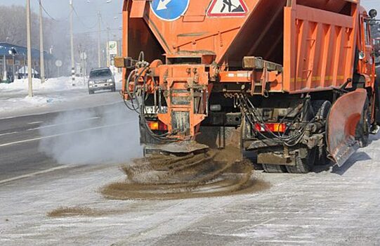 В песко-соляную смесь для калужских дорог не доложили реагентов