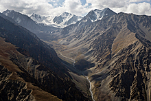 Таджикский туроператор отказался спасать россиян в горах