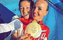 Певица Нюша поздравила сестру с золотой олимпийской медалью