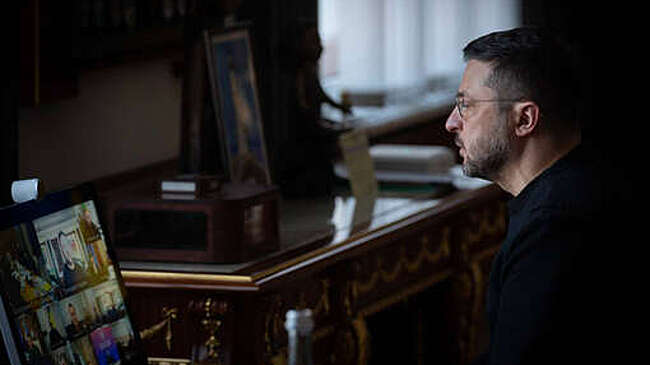 Зеленский обвинил Россию в блокировании мирных переговоров