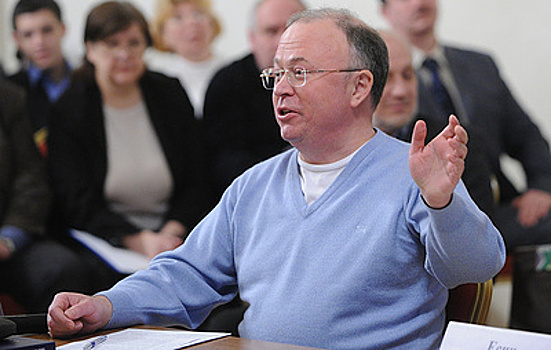 Следствие объединило уголовные дела против Караулова о клевете на Михалкова и Чемезова