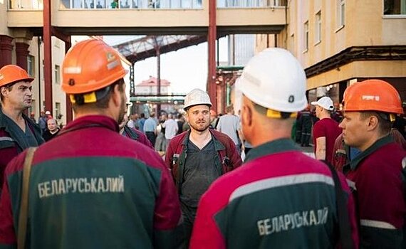 События недели: забастовки в Белоруссии, отравление Навального и подход к татарскому языку от Фаттахова