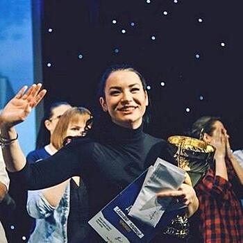 Ида Галич поздравила КВН с денём рождения и поделилась архивными фото: «Невероятная школа жизни»