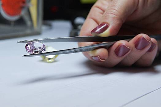 Мосбиржа начала публикацию индексов бриллиантов