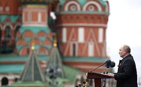 Владимир Путин поздравил лидеров и граждан соседних государств с Днём Победы