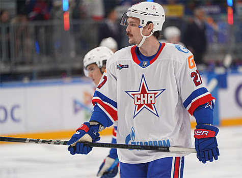 Бреннан МЕНЕЛЛ: Педан много ест, Смирнов подолгу спит, самый умный Зыков – он в колледже учится