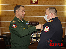 Южноуральского росгвардейца наградили медалью «За спасение погибавших»