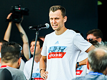 Футболисты "Вильярреала" встретили Черышева на базе команды аплодисментами